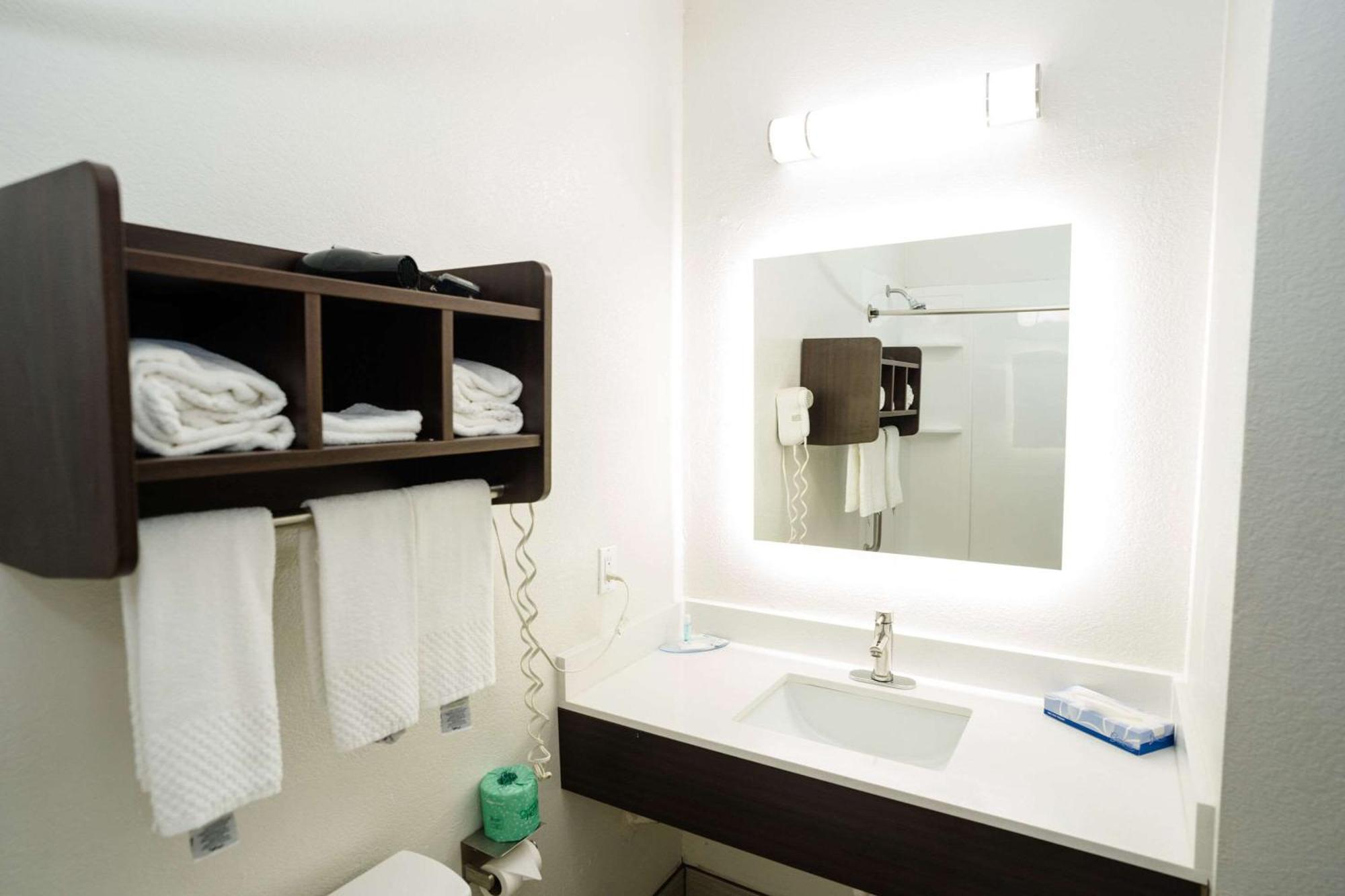 Mainstay Suites Knoxville Airport Alcoa Zewnętrze zdjęcie
