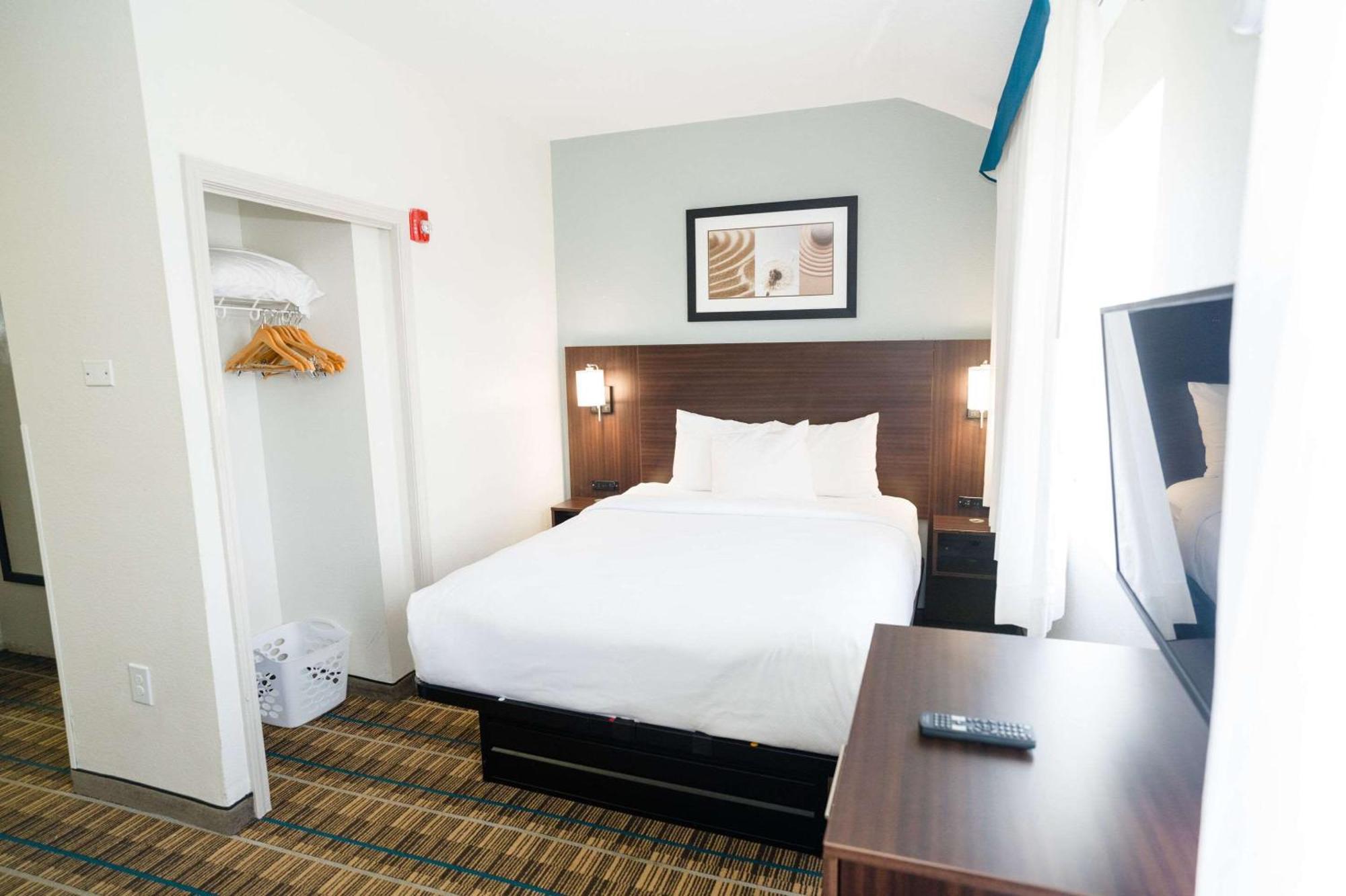 Mainstay Suites Knoxville Airport Alcoa Zewnętrze zdjęcie